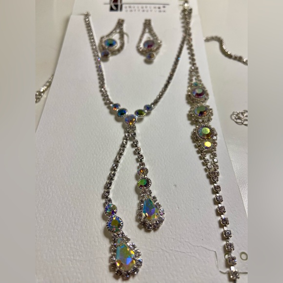 Christina Collection Iridescent Jewelry Set - Picture 2 of 5